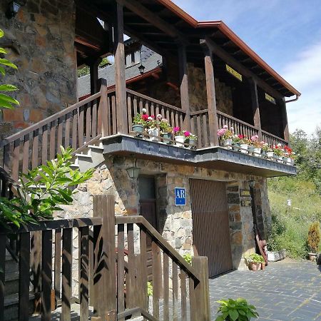 Alojamientos Rurales El Fontano Galende Exterior foto